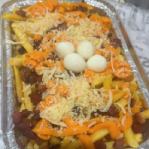 Batata Frita 455g ,  BACON ,  cheddar e 4 ovo de codorna,  marmitex .